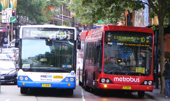 Sydney Buses Volvo B12BLEA Custom CB60 articulated bus 1676